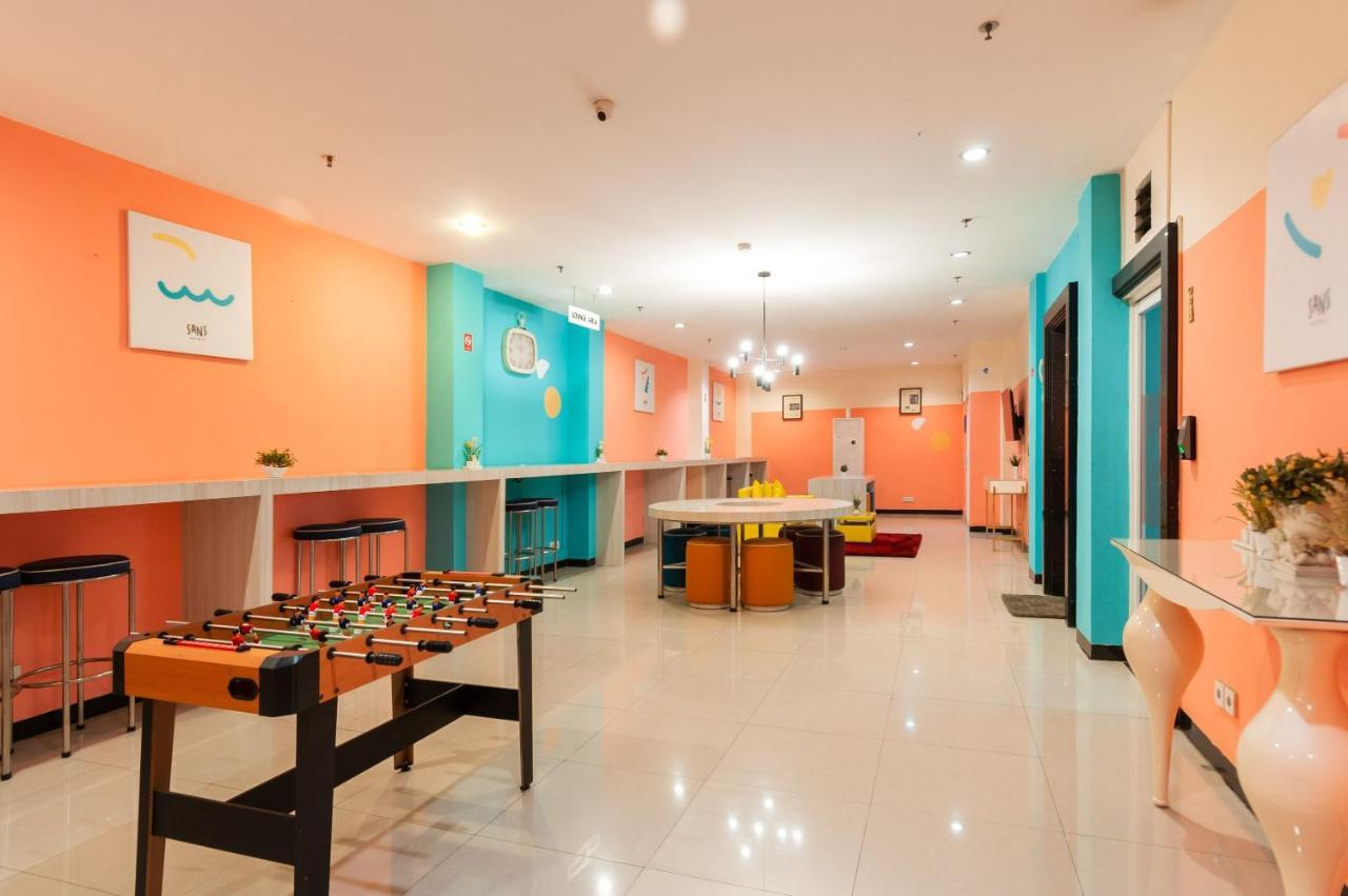 Sans Hotel Finest Medan Exterior foto